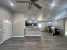 Picture of 23140 NW 179Th Place, High Springs, FL 32643