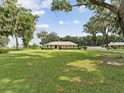 Picture of 1414 Stephens Oak Court, Plant City, FL 33567