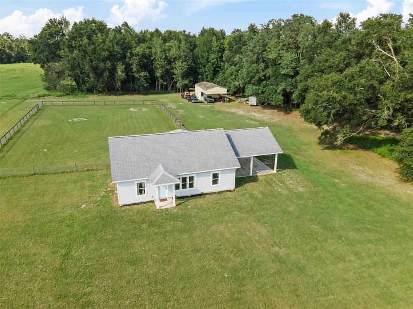 Picture of 4920 SE County Road 337, Newberry FL 32669