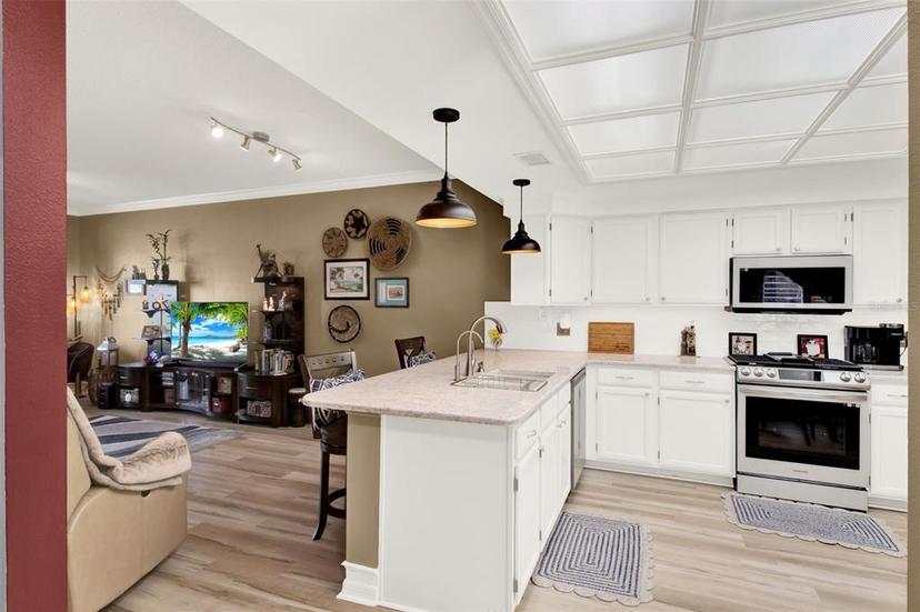Picture of 804 Magnolia Place Unit 804, Winter Haven FL 33884