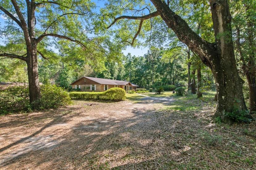 Picture of 1231 SE Old Bellamy Road, High Springs FL 32643