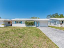 Picture of 9024 140Th Way, Seminole, FL 33776