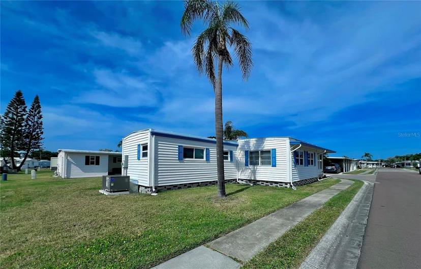 Picture of 1100 Belcher Road S Unit 537, Largo FL 33771