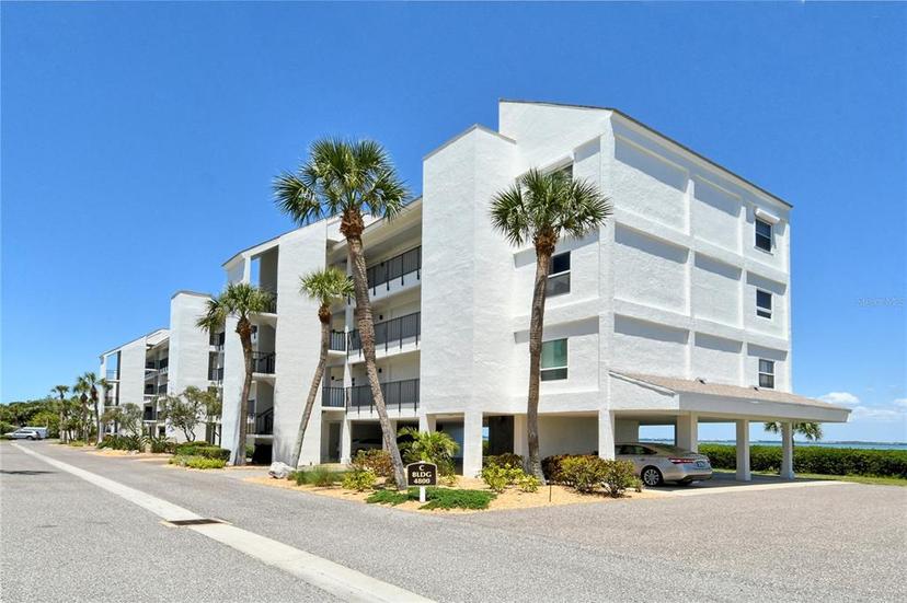 Picture of 4800 Gulf Of Mexico Drive Unit 205, Longboat Key FL 34228