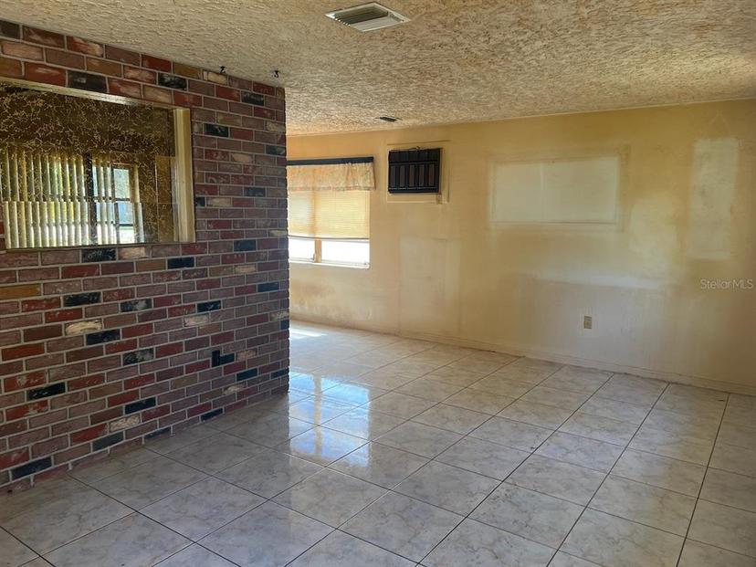 Picture of 4191 71St Avenue N, Pinellas Park FL 33781