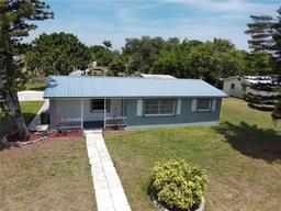 Picture of 3007 SE 34Th Court, Okeechobee, FL 34974
