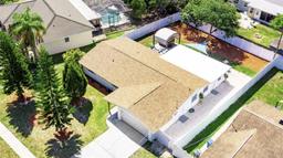 Picture of 512 Flamingo Drive, Apollo Beach, FL 33572