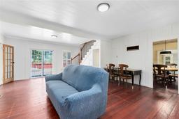 Picture of 6971 Earlwood Avenue, Mount Dora, FL 32757