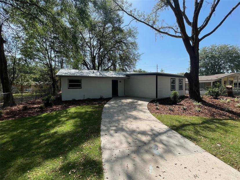 Picture of 1045 SE 18Th Terrace, Gainesville FL 32641