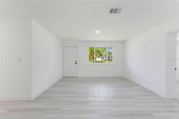 Picture of 743 Heineman Street, Daytona Beach, FL 32114