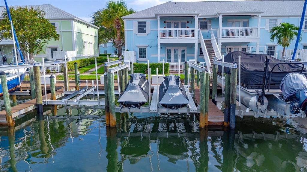 Picture of 0 Starfish Drive Se Unit 41Ss, St Petersburg, FL 33705