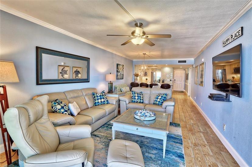 Picture of 7480 Bayshore Drive Unit 402, Treasure Island FL 33706