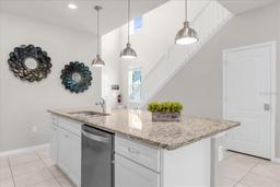 Picture of 7211 Oakmoss Loop, Davenport, FL 33837