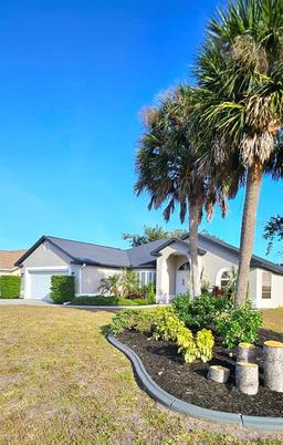 Picture of 460 Rotonda Circle, Rotonda West, FL 33947