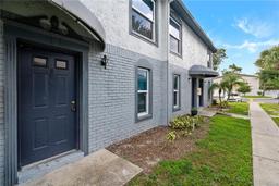 Picture of 5112 Temple Heights Road Unit B, Tampa, FL 33617