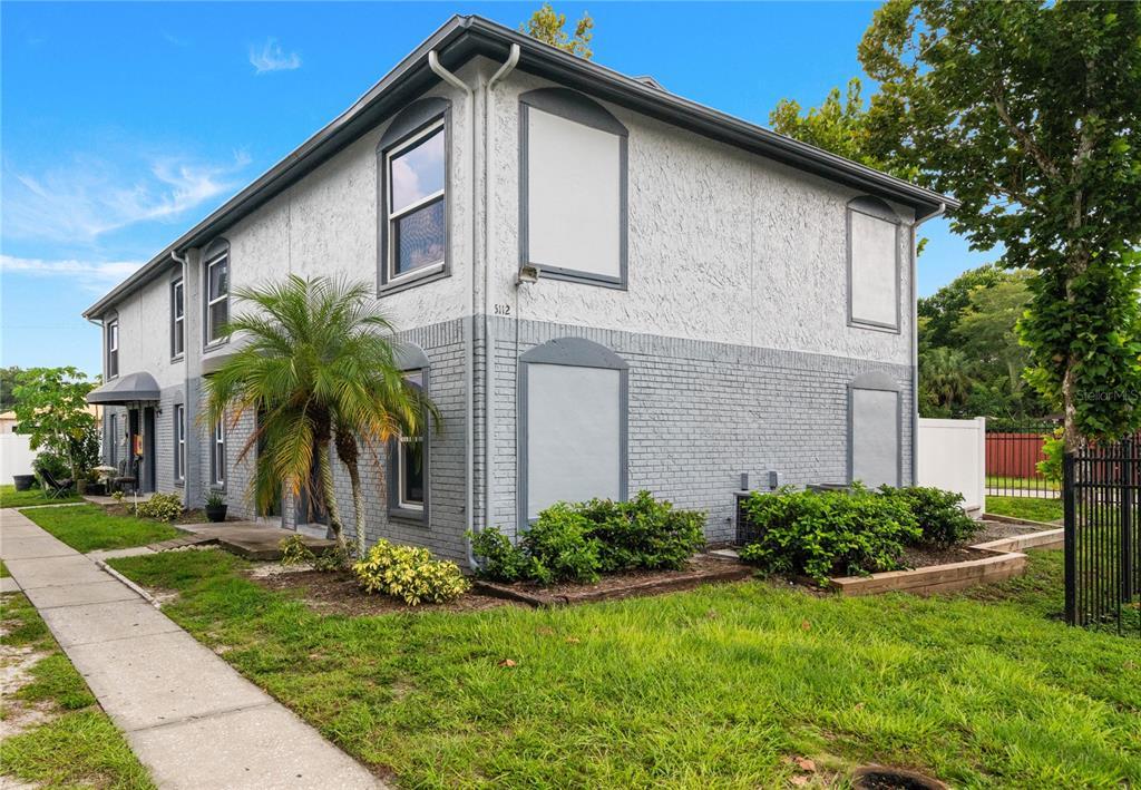 Picture of 5112 Temple Heights Road Unit B, Tampa, FL 33617