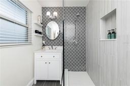 Picture of 3981 Mckay Creek Drive, Largo, FL 33770
