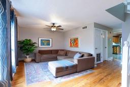Picture of 4452 Vienna Woods Way, Gainesville, FL 32605