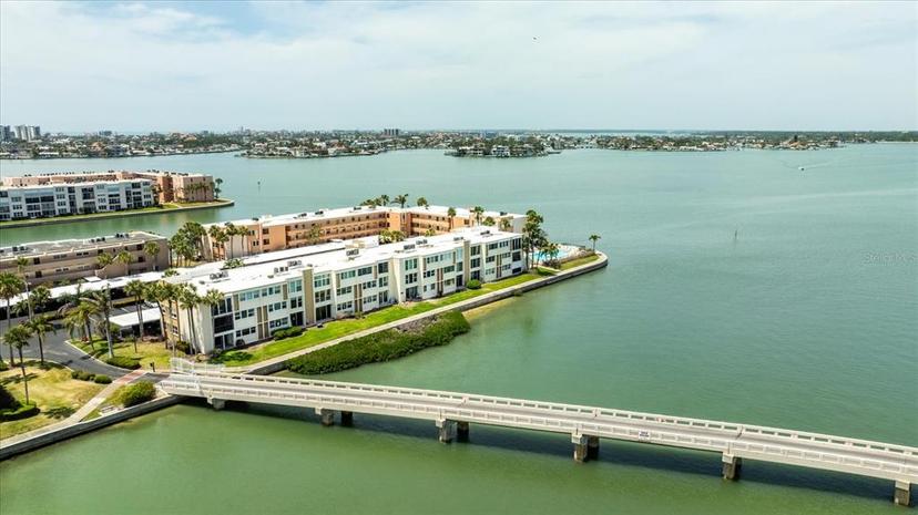 Picture of 7465 Bay Island Drive S Unit 316, South Pasadena FL 33707