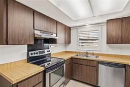 Picture of 6547 Samoa Drive, Sarasota, FL 34241