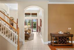 Picture of 10141 Deercliff Drive, Tampa, FL 33647