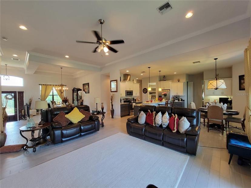 Picture of 603 Sanctuary Golf Place, Apopka FL 32712