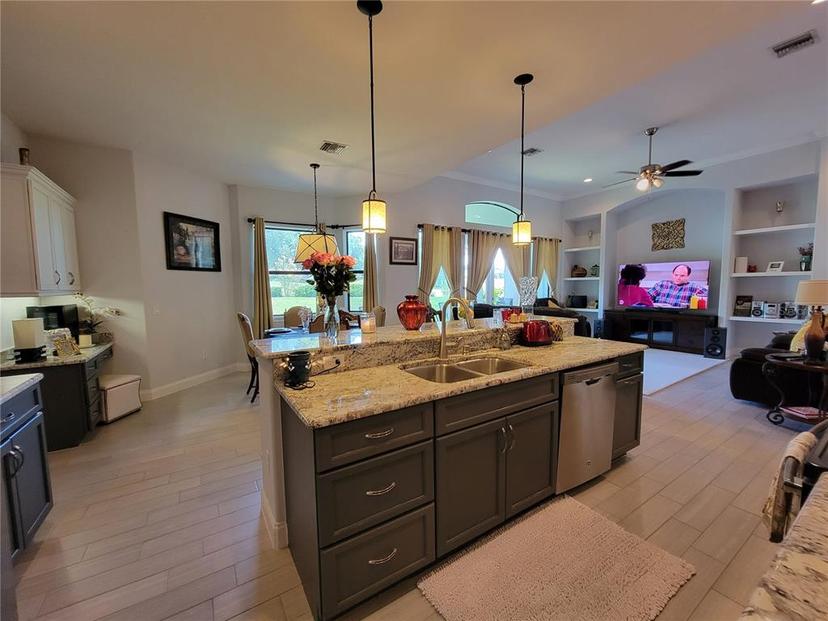 Picture of 603 Sanctuary Golf Place, Apopka FL 32712