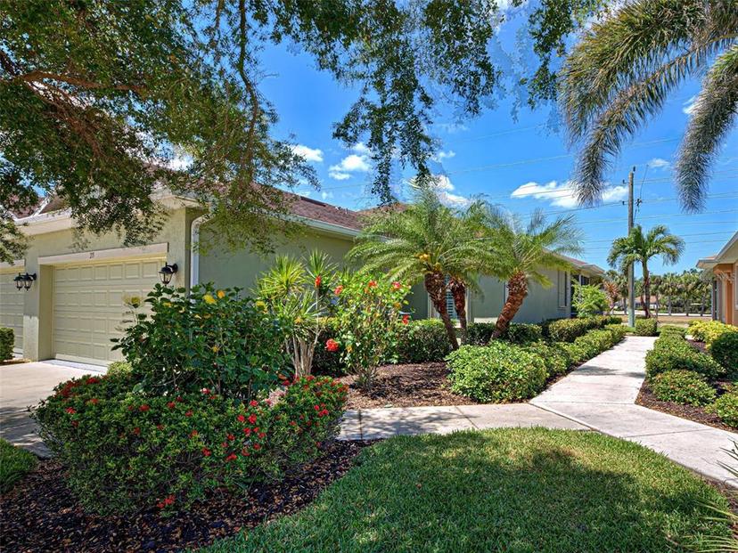 Picture of 275 Capulet Drive, Venice FL 34292