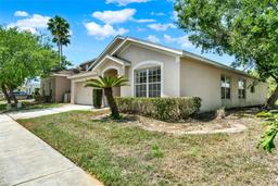 Picture of 550 Castlemain Circle, Davenport, FL 33897