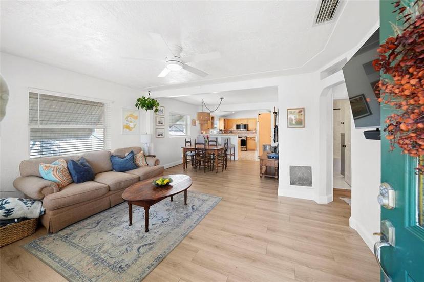 Picture of 6535 3Rd Avenue S, St Petersburg FL 33707
