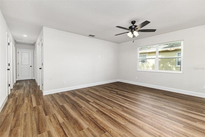 Picture of 637 Carey Place, Lakeland FL 33803