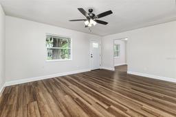 Picture of 637 Carey Place, Lakeland, FL 33803