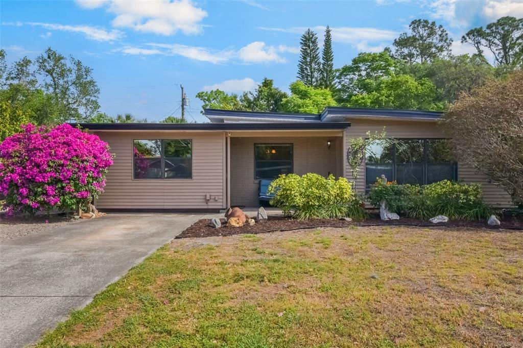 Picture of 214 Citrus Drive, Sanford, FL 32771