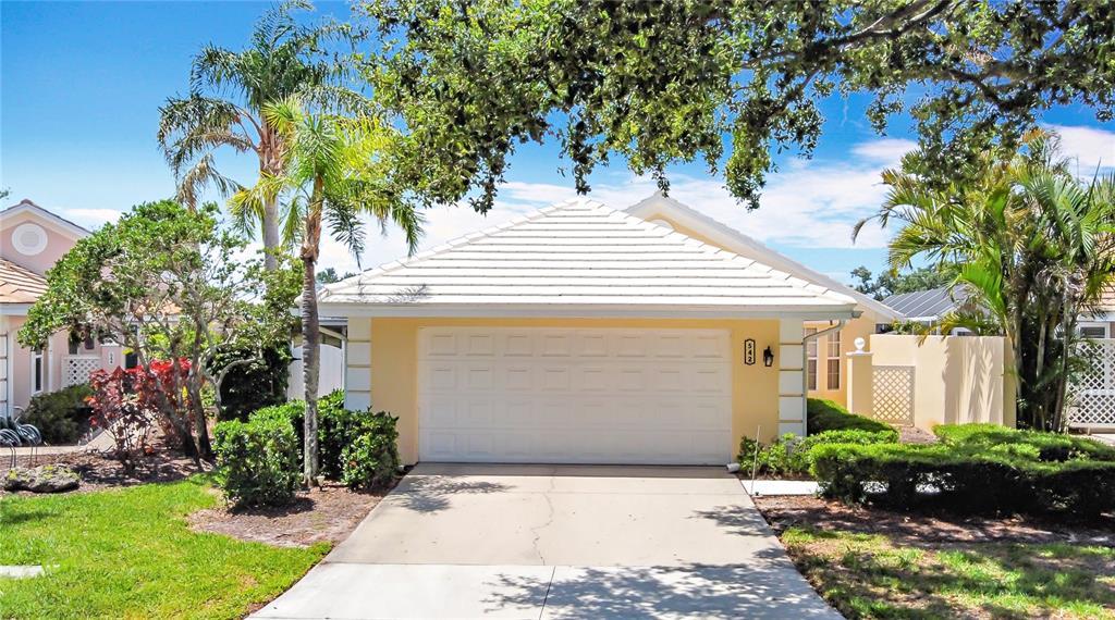 Picture of 542 Clubside Circle Unit 20, Venice, FL 34293