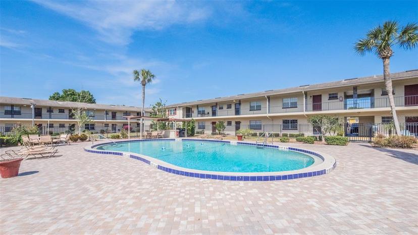 Picture of 5505 Hernandes Drive Unit 204, Orlando FL 32808