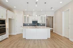 Picture of 2225 Seagrass Point Unit 470, Kissimmee, FL 34747
