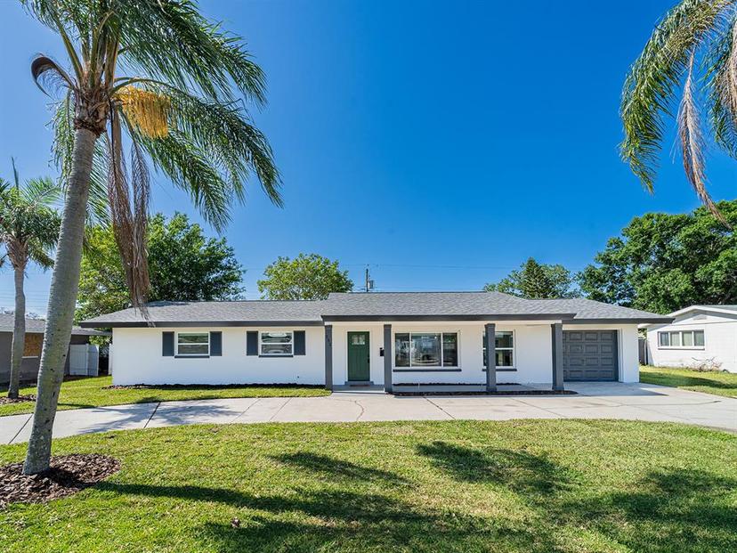 Picture of 352 79Th Avenue Ne, St Petersburg FL 33702