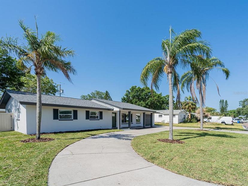 Picture of 352 79Th Avenue Ne, St Petersburg FL 33702