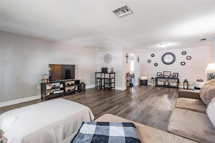 Picture of 6333 Aberdeen Avenue, New Port Richey FL 34653