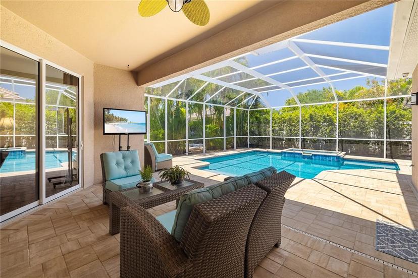 Picture of 7804 Edmonston Circle, University Park FL 34201