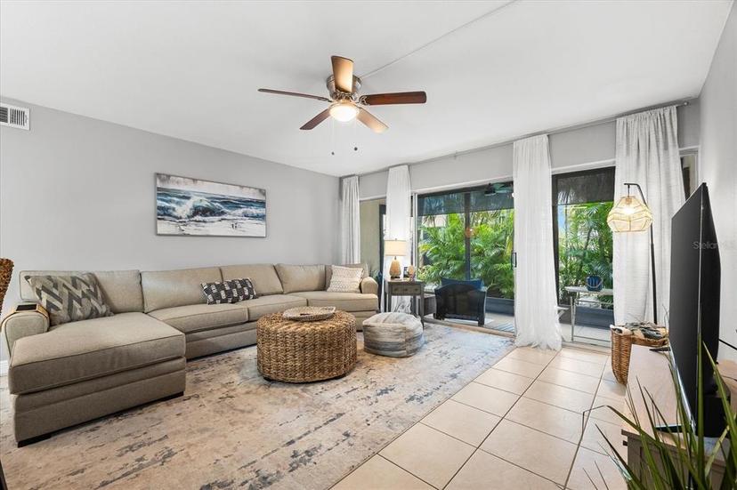 Picture of 2950 Clark Road Unit 113, Sarasota FL 34231