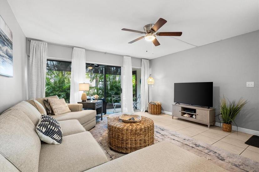 Picture of 2950 Clark Road Unit 113, Sarasota FL 34231