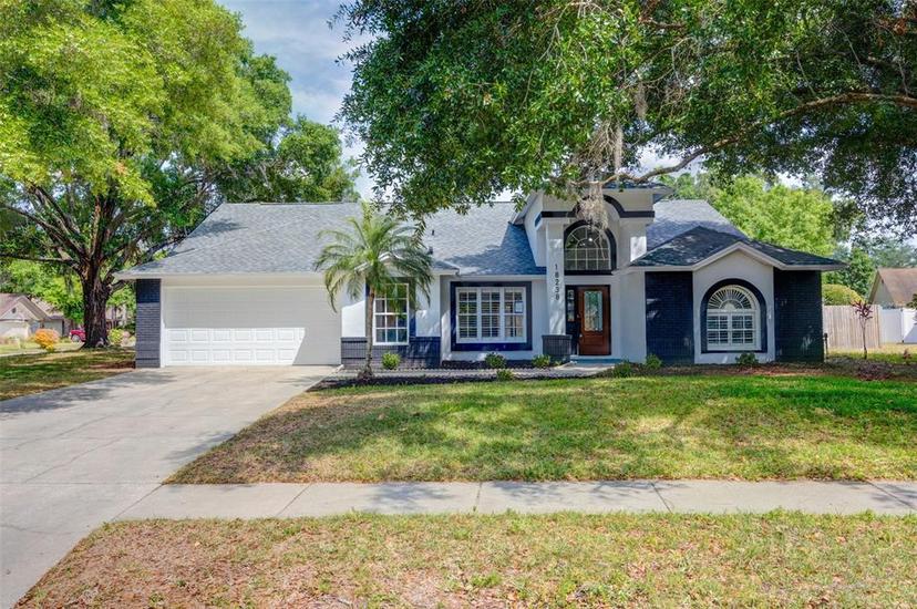 Picture of 18238 Clear Lake Drive, Lutz FL 33548