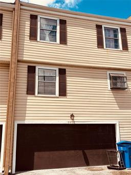 Picture of 5407 Sweetwater Terrace Circle Unit 5407, Tampa, FL 33634