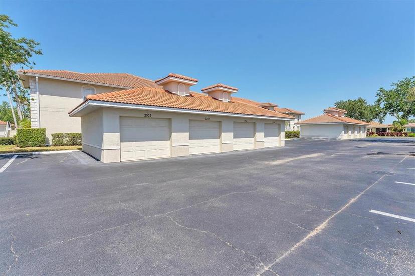 Picture of 2103 L Pavia Boulevard Unit 2103, Venice FL 34292