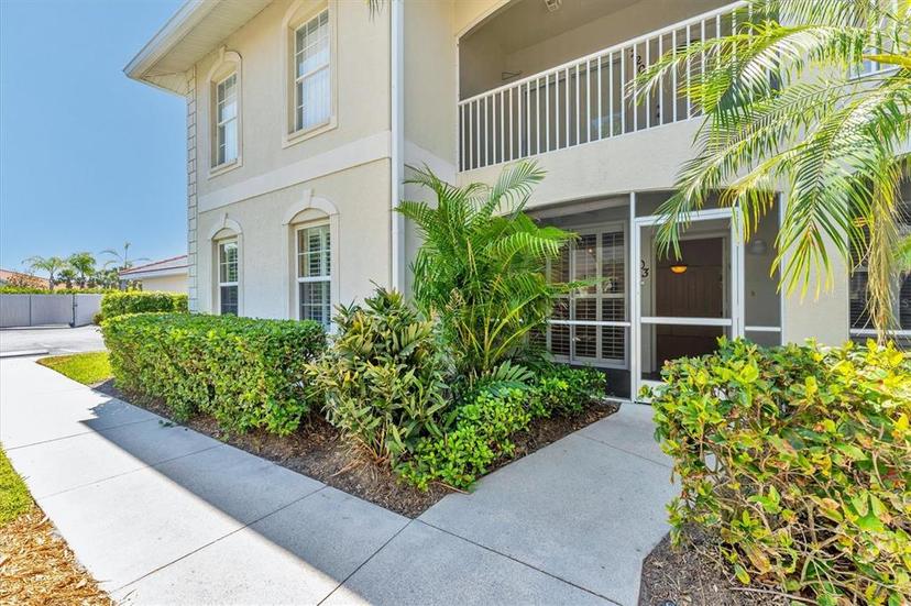 Picture of 2103 L Pavia Boulevard Unit 2103, Venice FL 34292