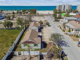 Picture of 103 146Th Avenue E, Madeira Beach, FL 33708