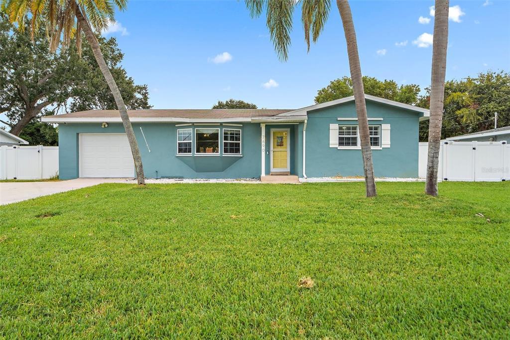 Picture of 7690 91St Street, Seminole, FL 33777