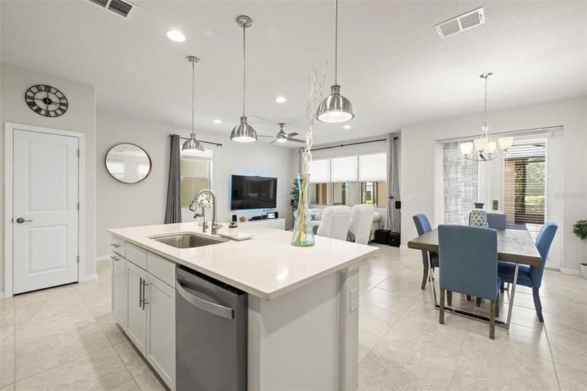 Picture of 5733 Colony Glen Road, Lithia FL 33547