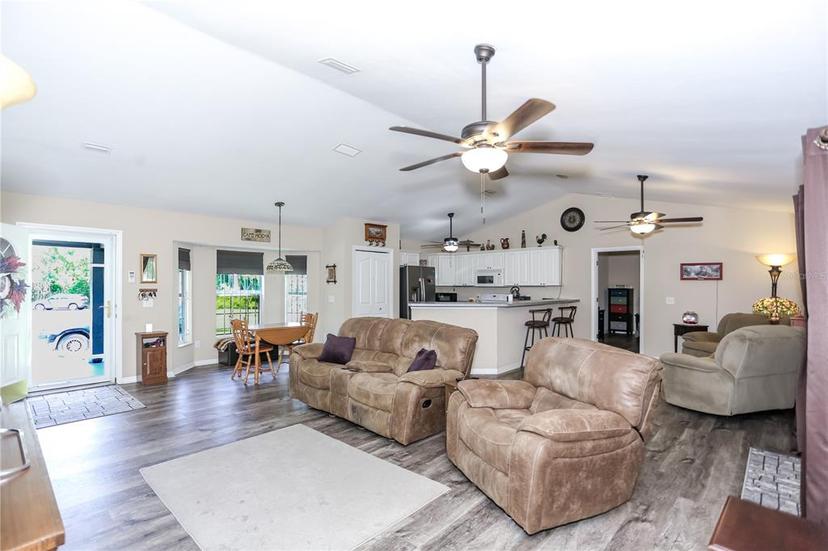 Picture of 6933 SE 226Th Drive, Hawthorne FL 32640